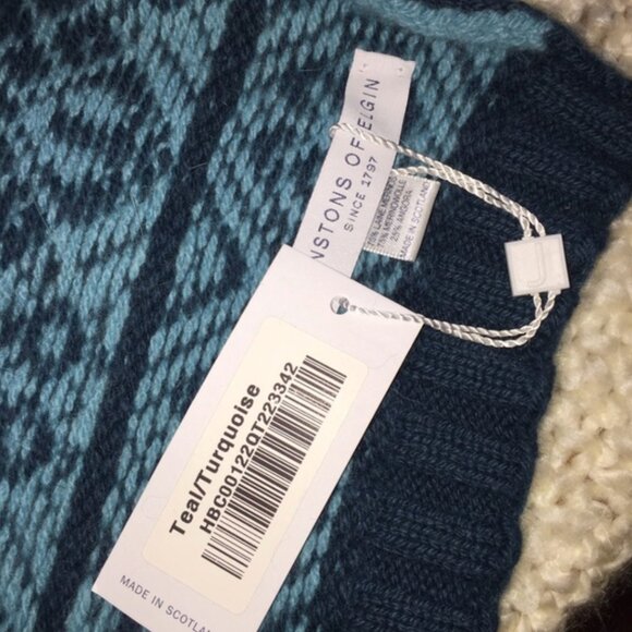 JOHNSTONS OF ELGIN 75% merino,25%angora/NWT - Picture 3 of 4